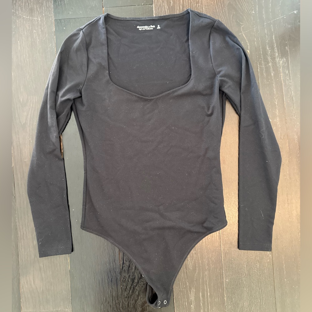 Abercrombie & Fitch Black Long-Sleeve Bodysuit | Soft A&F Collection Size M